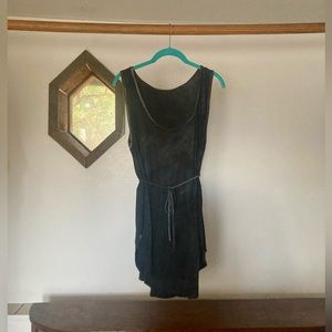 Sinew moon terrapin tank